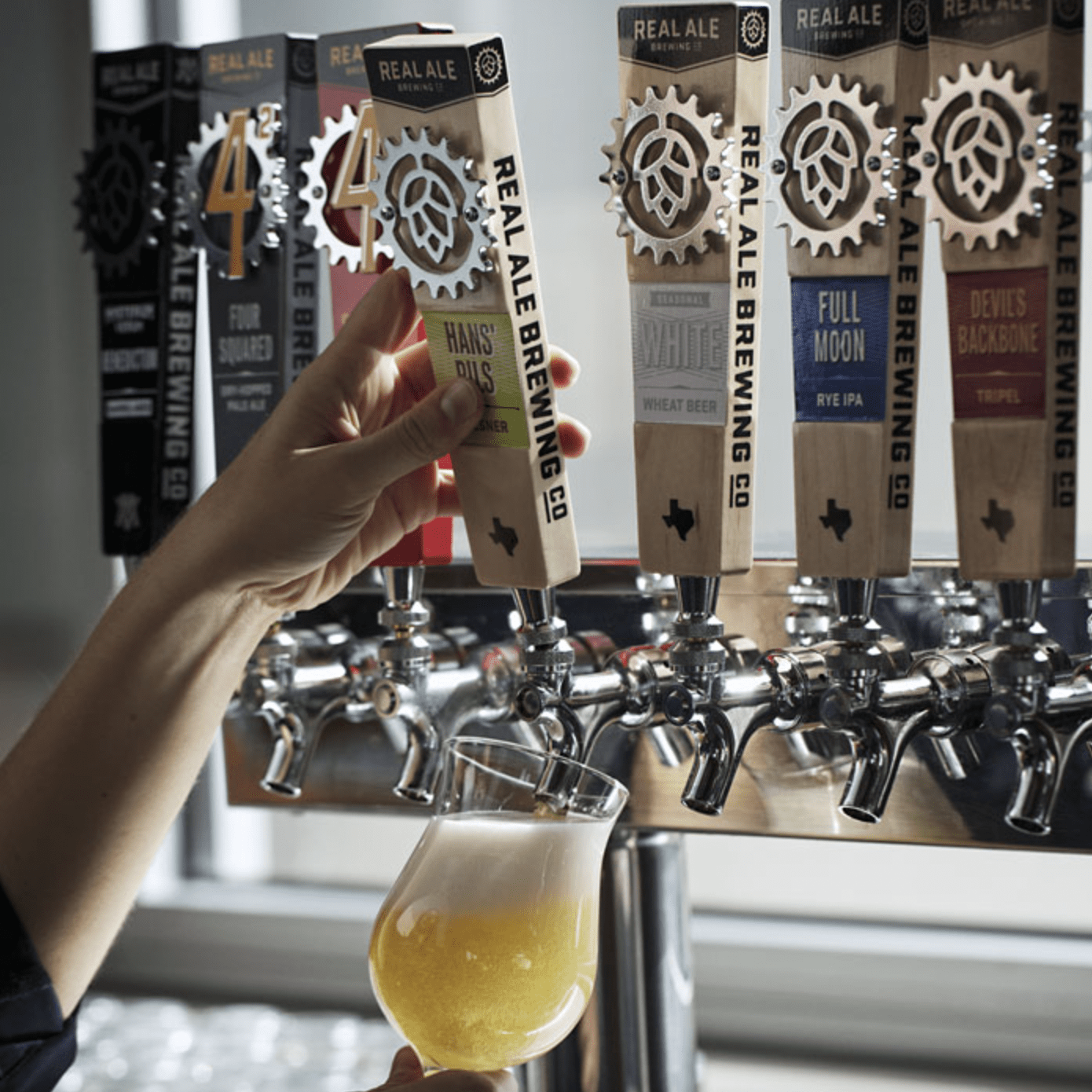 Real_Ale_Beer_Taps.png