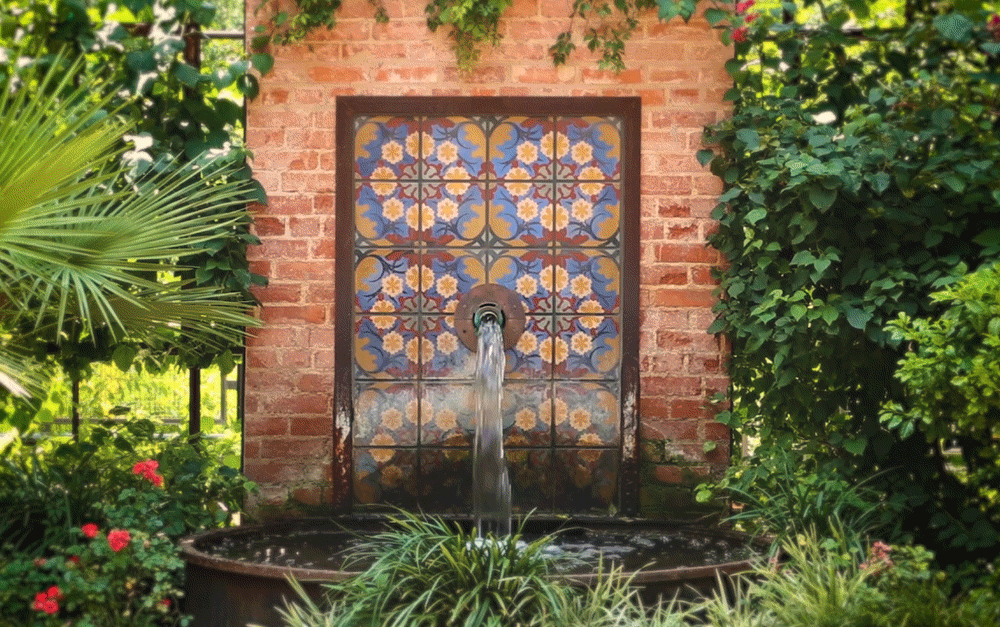 May-TravelersChoice-Fountain